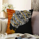 - Sonil-K5100ayna-Gorsel - Realhomes  Siyah Ve Karamel Zeminde Zenci Kadın Dijital Baskılı Raşel Kadife Kırlent Kılıfı Realhomes