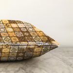 Damalı Karmaşık Şekiller Desenli Dijital Baskılı Dekoratif Raşel Kadife Yastık Kırlent Kılıfı Realhomes