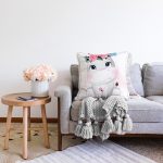 - Sonil-K6606-Gorsel-1 - Realhomes  Sevimli Bebek Suaygırı Çocuk Odası Dijital Baskılı Dekoratif Raşel Kadife Yastık Kırlent Kılıfı Realhomes