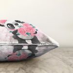 - Sonil-K6608-Gorsel-2 - Realhomes  Sevimli Yavru Panda Çocuk Odası Dijital Baskılı Dekoratif Raşel Kadife Yastık Kırlent Kılıfı Realhomes