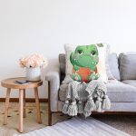 - Sonil-K6622-Gorsel-1 - Realhomes  Sevimli Yeşil Yavru Dinozor Çocuk Odası Dijital Baskılı Dekoratif Raşel Kadife Yastık Kırlent Kılıfı Realhomes