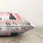 - Sonil-K706-Gorsel-2 - Realhomes  Kız Figürlü Tasarım Dijital Baskılı Modern Raşel Kadife Yastık Kırlent Kılıfı Realhomes