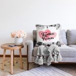 Sevgililer Günü Temalı Özel Tasarım Dijital Baskılı Modern Raşel Kadife Yastık Kırlent Kılıfı Realhomes