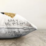 - Sonil-K9029-Gorsel-2 - Realhomes  Sevgililer Günü Temalı Özel Tasarım Dijital Baskılı Modern Raşel Kadife Yastık Kırlent Kılıfı Realhomes