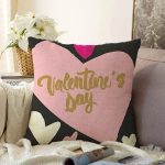 Sevgililer Günü Temalı Özel Tasarım Dijital Baskılı Modern Raşel Kadife Yastık Kırlent Kılıfı Realhomes