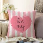 - Sonil-K9069-Gorsel - Realhomes Sevgililer Günü Temalı Özel Tasarım Dijital Baskılı Modern Raşel Kadife Yastık Kırlent Kılıfı Realhomes