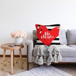 - Sonil-K9076-Gorsel-1 - Realhomes Sevgililer Günü Temalı Özel Tasarım Dijital Baskılı Modern Raşel Kadife Yastık Kırlent Kılıfı Realhomes