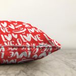 - Sonil-K9077-Gorsel-2 - Realhomes Sevgililer Günü Temalı Özel Tasarım Dijital Baskılı Modern Raşel Kadife Yastık Kırlent Kılıfı Realhomes