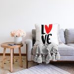 Sevgililer Günü Temalı Özel Tasarım Dijital Baskılı Modern Raşel Kadife Yastık Kırlent Kılıfı Realhomes