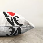 Sevgililer Günü Temalı Özel Tasarım Dijital Baskılı Modern Raşel Kadife Yastık Kırlent Kılıfı Realhomes