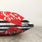 Sevgililer Günü Temalı Özel Tasarım Dijital Baskılı Modern Raşel Kadife Yastık Kırlent Kılıfı Realhomes