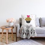 Sevgililer Günü Temalı Özel Tasarım Dijital Baskılı Modern Raşel Kadife Yastık Kırlent Kılıfı Realhomes