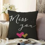 Sevgililer Günü Temalı Özel Tasarım Dijital Baskılı Modern Raşel Kadife Yastık Kırlent Kılıfı Realhomes