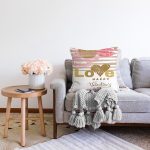 - Sonil-K9102-Gorsel-1 - Realhomes  Sevgililer Günü Temalı Özel Tasarım Dijital Baskılı Modern Raşel Kadife Yastık Kırlent Kılıfı Realhomes