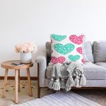 - Sonil-K9111-Gorsel-1 - Realhomes Sevgililer Günü Temalı Özel Tasarım Dijital Baskılı Modern Raşel Kadife Yastık Kırlent Kılıfı Realhomes