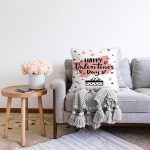 - Sonil-K9144-Gorsel-1 - Realhomes Sevgililer Günü Temalı Özel Tasarım Dijital Baskılı Modern Raşel Kadife Yastık Kırlent Kılıfı Realhomes