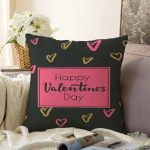 Sevgililer Günü Temalı Özel Tasarım Dijital Baskılı Modern Raşel Kadife Yastık Kırlent Kılıfı Realhomes