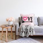 Sevgililer Günü Temalı Özel Tasarım Dijital Baskılı Modern Raşel Kadife Yastık Kırlent Kılıfı Realhomes