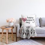 Sevgililer Günü Temalı Özel Tasarım Dijital Baskılı Modern Raşel Kadife Yastık Kırlent Kılıfı Realhomes