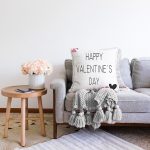 Sevgililer Günü Temalı Özel Tasarım Dijital Baskılı Modern Raşel Kadife Yastık Kırlent Kılıfı Realhomes