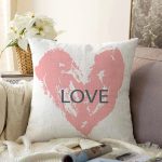 Sevgililer Günü Temalı Özel Tasarım Dijital Baskılı Modern Raşel Kadife Yastık Kırlent Kılıfı Realhomes