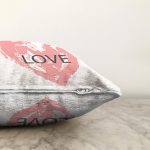 Sevgililer Günü Temalı Özel Tasarım Dijital Baskılı Modern Raşel Kadife Yastık Kırlent Kılıfı Realhomes