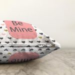 - Sonil-K9192-Gorsel-2 - Realhomes  Sevgililer Günü Temalı Özel Tasarım Dijital Baskılı Modern Raşel Kadife Yastık Kırlent Kılıfı Realhomes