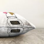 Sevgililer Günü Temalı Özel Tasarım Dijital Baskılı Modern Raşel Kadife Yastık Kırlent Kılıfı Realhomes