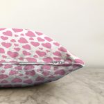 - Sonil-K9239-Gorsel-2 - Realhomes Sevgililer Günü Temalı Özel Tasarım Dijital Baskılı Modern Raşel Kadife Yastık Kırlent Kılıfı Realhomes