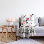 Sevgililer Günü Temalı Özel Tasarım Dijital Baskılı Modern Raşel Kadife Yastık Kırlent Kılıfı Realhomes