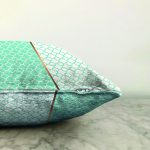 Mint Yeşili & Beyaz Ogea Desenli Dijital Baskılı Modern Raşel Kadife Yastık Kırlent Kılıfı Realhomes