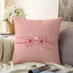 - Sonil-K9347-Gorsel - Realhomes  Özel Tasarım Bayan Elleri Dijital Baskılı Dekoratif Raşel Kadife Yastık Kırlent Kılıfı Realhomes
