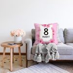 - Sonil-K9367-1-Gorsel-1 - Realhomes Özel Tasarım 8 Mart Gül Tasarımlı Dijital Baskılı Modern Raşel Kadife Yastık Kırlent Kılıfı Realhomes