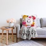 - Sonil-K9372-1-Gorsel-1 - Realhomes  Özel Tasarım 8 Mart Gül Tasarımlı Dijital Baskılı Modern Şönil Yastık Kırlent Kılıfı Realhomes