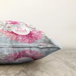 - Sonil-K9373-2-Gorsel-2 - Realhomes Özel Tasarım 8 March Ortanca Çiçeği Motifli Dijital Baskılı Modern Raşel Kadife Yastık Kırlent Kılıfı Realhomes