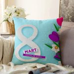 - Sonil-K9383-1-Gorsel - Realhomes Özel Tasarım 8 Mart Çiçek Desenli Dijital Baskılı Modern Raşel Kadife Yastık Kırlent Kılıfı Realhomes