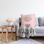 - Sonil-K9385-2-Gorsel-1 - Realhomes  Özel Tasarım 8 March Kadın Silüetli Dijital Baskılı Modern Raşel Kadife Yastık Kırlent Kılıfı Realhomes