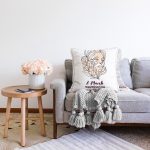 - Sonil-K9386-2-Gorsel-1 - Realhomes Özel Tasarım 8 March Kadın Silüetli Dijital Baskılı Modern Raşel Kadife Yastık Kırlent Kılıfı Realhomes