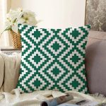 - Sonil-K9395-Gorsel - Realhomes Yeşil Geometrik Çizimli Dijital Baskılı Dekoratif Raşel Kadife Yastık Kırlent Kılıfı Realhomes