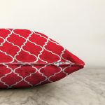 - Sonil-K9400-Gorsel-2 - Realhomes Kırmızı Ogea Desenli Dijital Baskılı Modern Raşel Kadife Yastık Kırlent Kılıfı Realhomes