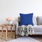 - Sonil-K9409-Gorsel-1 - Realhomes Lacivert Pul Tasarımlı Dijital Baskılı Dekoratif Raşel Kadife Yastık Kırlent Kılıfı Realhomes