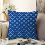 - Sonil-K9409-Gorsel - Realhomes Lacivert Pul Tasarımlı Dijital Baskılı Dekoratif Raşel Kadife Yastık Kırlent Kılıfı Realhomes