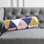 - RealHomes Özel Tasarımlı Dijital Baskılı İç Dolgulu Fermuarlı Silindir Yastık - Realhomes Renkli Üçgen Tasarımlı Dijital Baskılı Modern İç Dolgulu Süet Silindir Yastık Kırlent - Bel Yastığı Realhomes