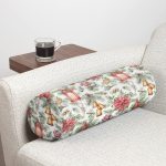 Şamdan Tasarımlı Yılbaşı Konseptli Dijital Baskılı Dekoratif İç Dolgulu Süet Silindir Yastık Kırlent - Bel Yastığı Realhomes