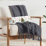 Özel Tasarım Christmas Temalı Dijital Baskılı Dekoratif İç Dolgulu - Fermuarlı Süet Berjer Silindir Yastık Kırlent Realhomes