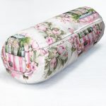 - RealHomes Özel Tasarımlı Dijital Baskılı İç Dolgulu Fermuarlı Silindir Yastık - Realhomes  Çiçek Demetleri Özel Tasarım Dijital Baskılı Dekoratif İç Dolgulu Yumuşak Silindir Form Yastık Kırlent Realhomes