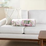 - RealHomes Özel Tasarımlı Dijital Baskılı İç Dolgulu Fermuarlı Silindir Yastık - Realhomes  Çiçek Demetleri Özel Tasarım Dijital Baskılı Dekoratif İç Dolgulu Yumuşak Silindir Form Yastık Kırlent Realhomes