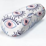 - RealHomes Özel Tasarımlı Dijital Baskılı İç Dolgulu Fermuarlı Silindir Yastık - Realhomes Mistik Göz Motifli Dijital Baskılı Modern İç Dolgulu Fermuarlı Çok Amaçlı Silindir Yastık Kırlent Realhomes
