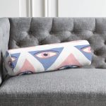 - RealHomes Özel Tasarımlı Dijital Baskılı İç Dolgulu Fermuarlı Silindir Yastık - Realhomes Mistik Üçgen Göz Tasarımlı Dijital Baskılı Dekoratif İç Dolgulu - Fermuarlı Süet Silindir Rulo Yastık Kırlent Realhomes