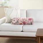 Papatya & Gül Tasarımlı Dijital Baskılı Dekoratif İç Dolgulu - Fermuarlı Süet Berjer Silindir Yastık Kırlent Realhomes